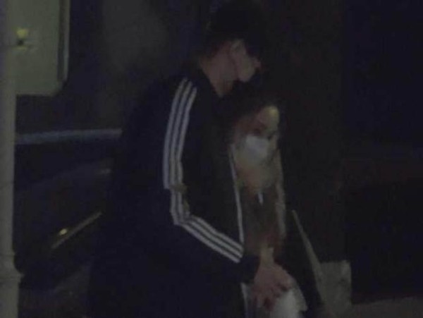 贾乃亮删光老婆微博让人起疑，李小璐婚内出轨已被坐实？