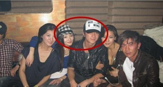 李小璐成娱乐圈新晋女炮王, 50多部视频流出, 这些男星都被睡过?