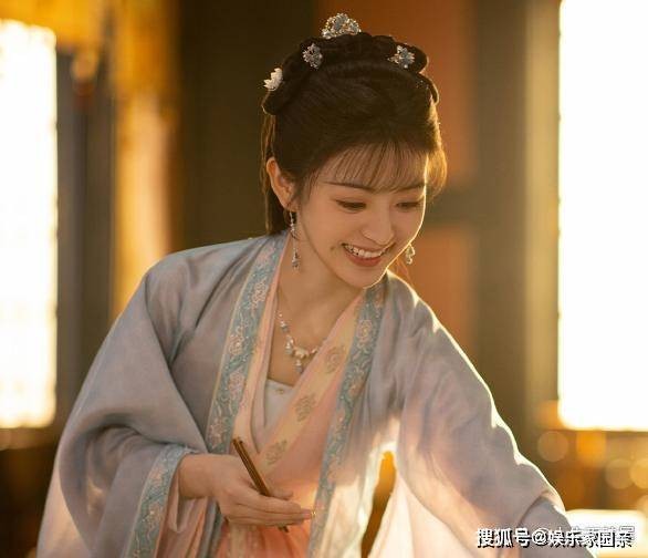 《<a style='color:#f10404;' href='https://www.mingxing.cc/tags-12732.html ' target='_blank'>卿卿日常</a>》讲述的是什么故事<strong></p> <p><a style='color:#f10404;' href='https://www.mingxing.cc/tags-12732.html ' target='_blank'>卿卿日常</a></strong>？《<a style='color:#f10404;' href='https://www.mingxing.cc/tags-12732.html ' target='_blank'>卿卿日常</a>》角色解析