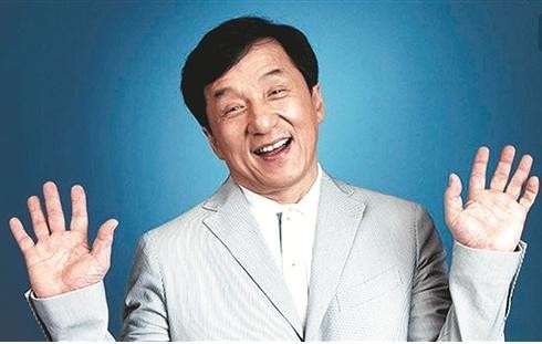 成龙痛批小鲜肉没有敬业精神，转身却和流量明星合作，组建男团