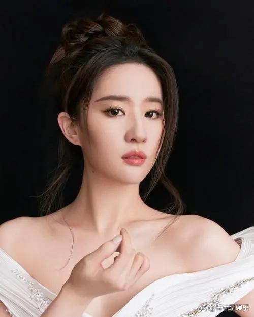刘亦菲：娱乐圈的“慢行者”之谜
