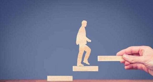 十二生肖星座情感深度解析:揭秘你的专属爱情图景