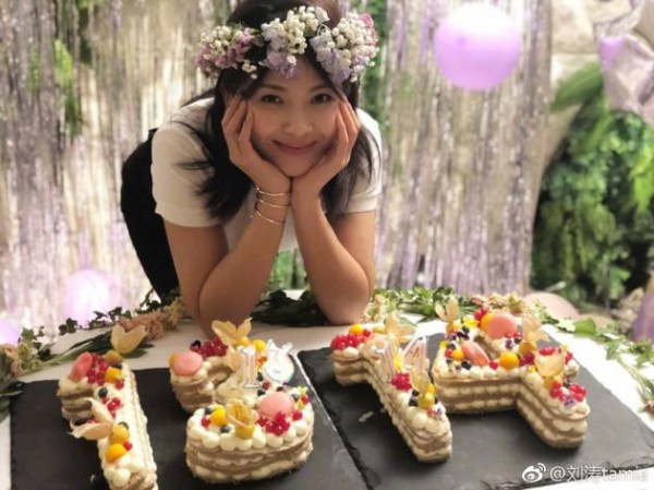 刘涛生日祝福收不完！ 发博17条登明星势力榜第二