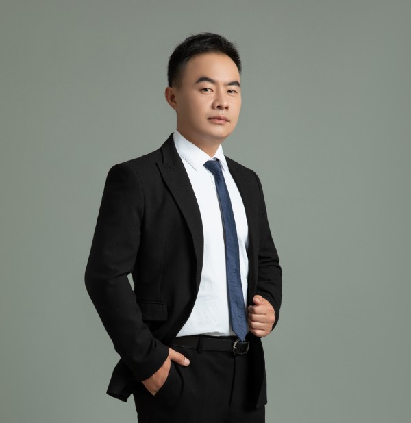 明星商业领袖访谈录——汤浩博：事业来自“脚踏实地 真诚致远”