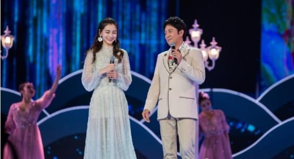 黄晓明杨颖夫妇同框的理由只有一个，不同框的好处却有三点