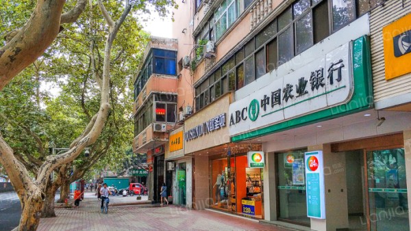 启明星商厦外景图