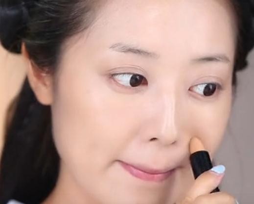 胖姑娘化妆成赵丽颖，妆后反超赵丽颖，比本人还美