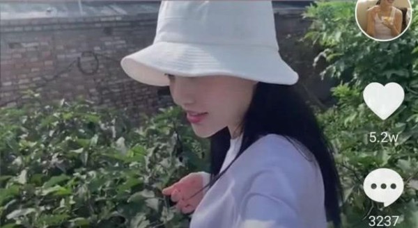 贾乃亮发文为女儿甜馨庆生,隔空秀父爱却难见一家三口同框