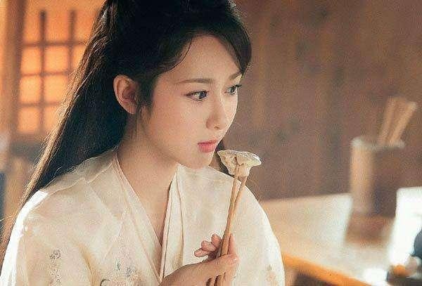 杨紫为什么叫小葡萄？靠香蜜锦觅一角圈粉无数
