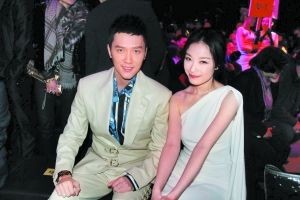 冯绍峰和倪妮早前曾一起出席活动，席间言谈甚欢。