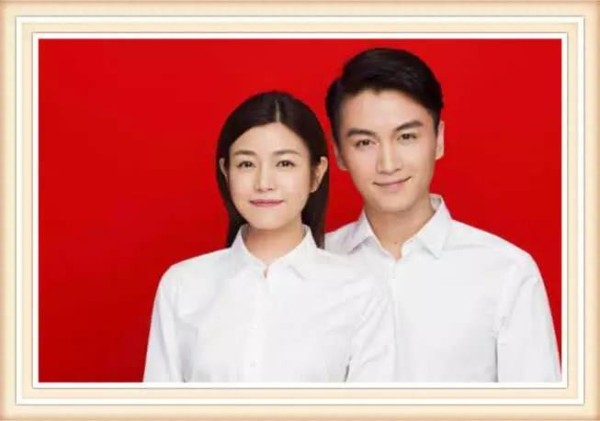 明星结婚照:赵丽颖冯绍峰好看,孙俪邓超很配,最后一对有PS感