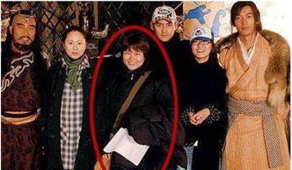 胡歌经纪人命运坎坷，一个为他而死，一个却被公司开除