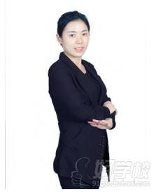 大美东方美容美发培训学校夏菁老师