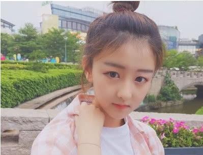 排行前三的人气网红，杨清柠排最后，网友：第一名竟是快手一姐！