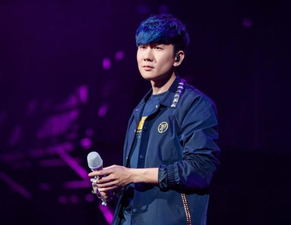 成为亚洲音乐才子的林俊杰，背后还有这么一段初恋故事