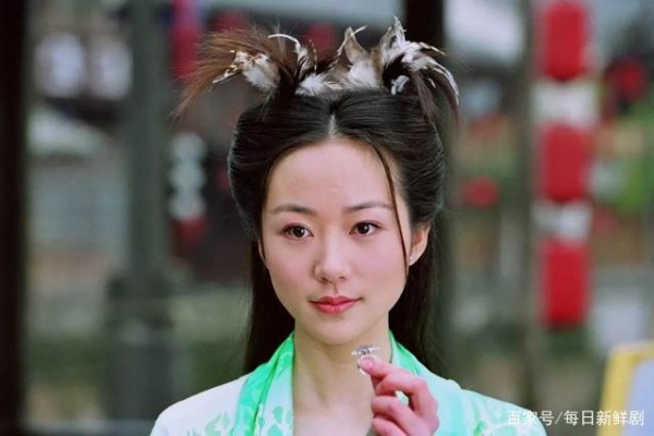 同演《天外飞仙》走红，今一人凭综艺红透半边天，一人成路人过气