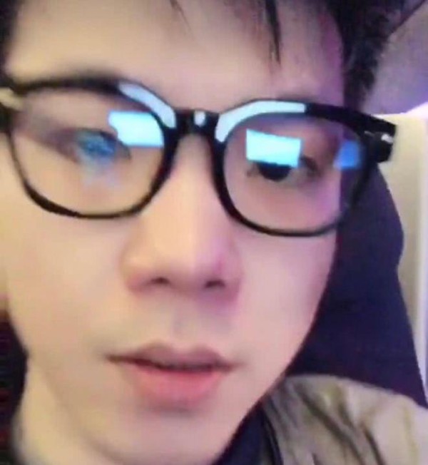 黄毅清点评明星慈善公益和高云翔事件，获赞三观很正