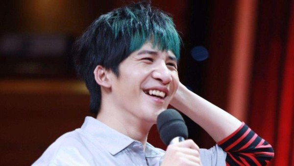 娶了经纪人的3位明星，大张伟低调，古巨基甜蜜，他老婆颜值高