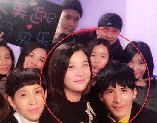娶了经纪人的3位明星，大张伟低调，古巨基甜蜜，他老婆颜值高