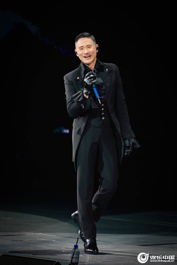 张学友巡演海口站 演出图 3（摄影：沈晶）.jpg
