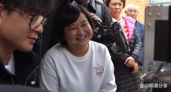 戏都没演明白，却急着跨界当导演？这5位明星该醒醒了