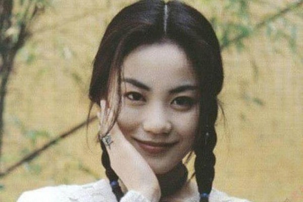 这些承诺要退出娱乐圈的明星都在出尔反尔，只有他真的做到了