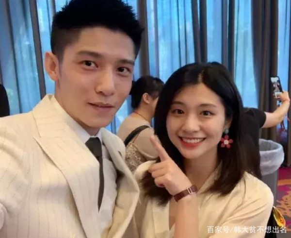 这5对恋综嘉宾早就认识？罗拉和威廉不奇怪，这一对让人意外！
