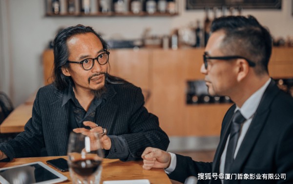 编剧创作与剧本开发：影视行业的幕后英雄