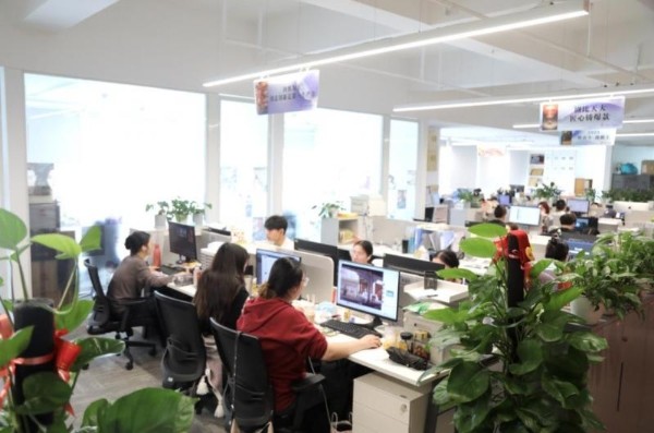 新华社重磅报道影视龙头企业 华策影视如何打造全球华流标杆