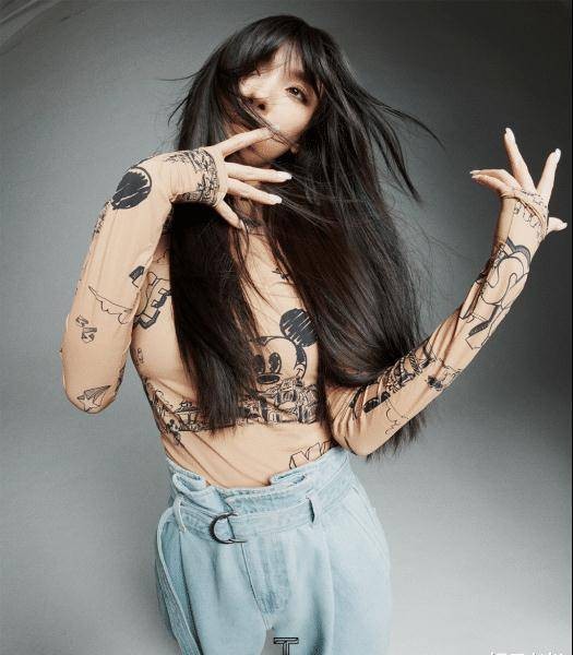 杨幂Tmagazine封面造型，酷盖我幂，帅惨了一笔