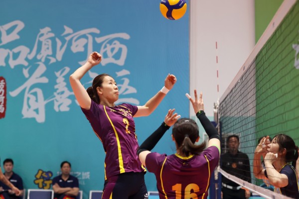 2022年东西部协作女排明星公益赛在津举行