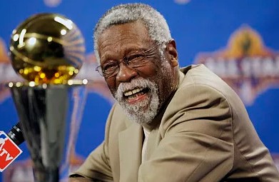 传奇球星比尔·拉塞尔去世，他曾11次夺得NBA冠军