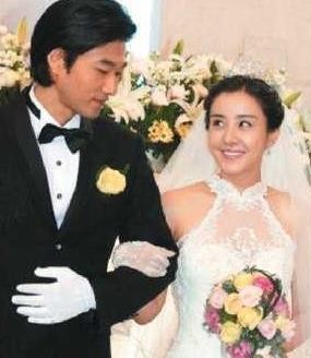 娱乐圈又一对明星离婚了！11年婚姻却抵不过4个字！路人扎心！