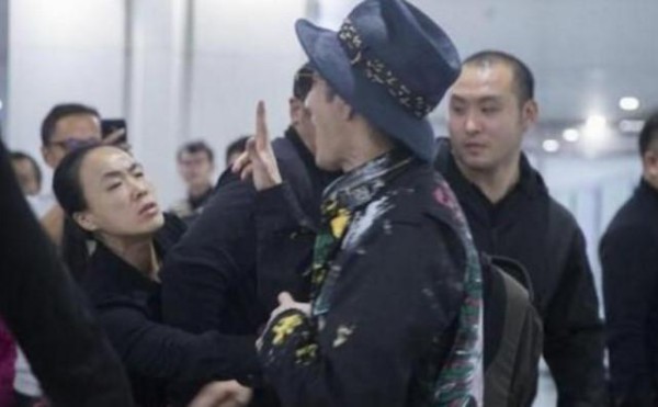 明星粉丝追星有多疯狂? 看过后你会觉得王力宏粉丝挺理性的