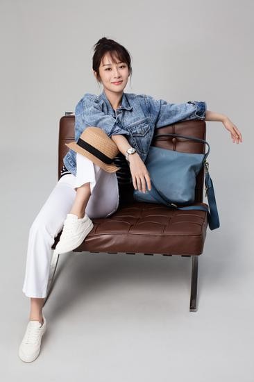 杨紫担任Fossil全球形象代言人