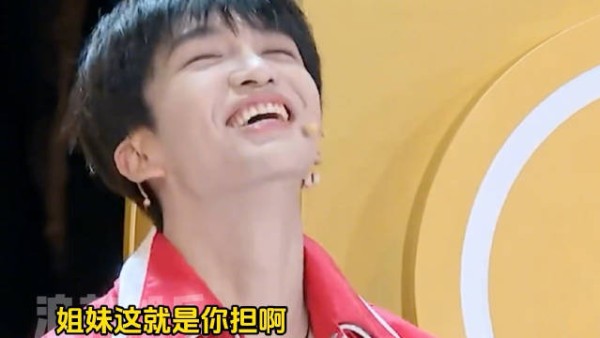 黄子：一款平平无奇的模仿小天才