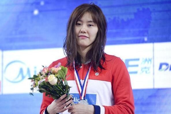 中国泳坛十大新秀 李冰洁第一，张雨霏、闫子贝上榜(3)
