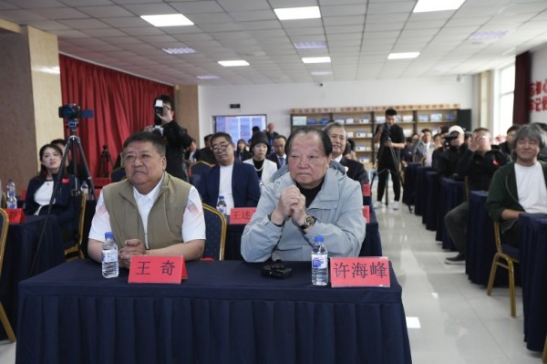 文体明星走访吉林金梓源 共探健康产业新趋势