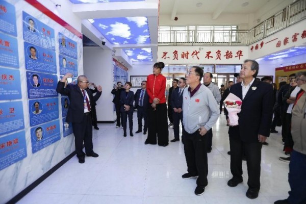 文体明星走访吉林金梓源 共探健康产业新趋势