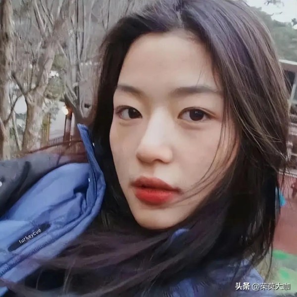 韩国影视界的璀璨明星——全智贤
