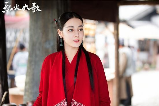 热巴再接综艺，阵容比《跑男》还受欢迎？