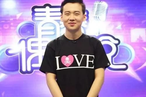 明星的家教有多严？唐嫣不晚归，韩雪不走远，郭麒麟一直被打压！