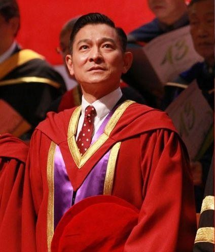 高学历明星大盘点，刘德华赵薇上榜，最后一位学霸是遗传