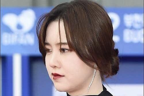 一胖毁所有！“韩版杉菜”具惠善出席活动面容僵硬身材走样