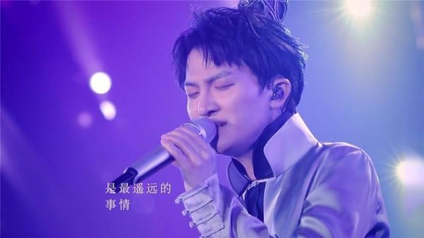 霍尊PK周深：音乐追求决定发展方向，两人真的有可比性吗？