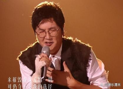 周深演唱会回应孙楠翻唱《人是》，其发言让人称赞！
