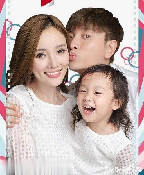 ​曝李小璐确实准备复出，已与贾乃亮实际控制的经纪公司解约！