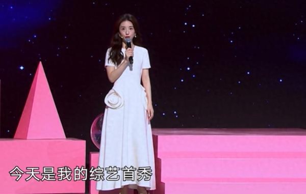 方媛首次亮相综艺，畅谈与郭富城幸福生活，坦言自己是靠颜值吃饭