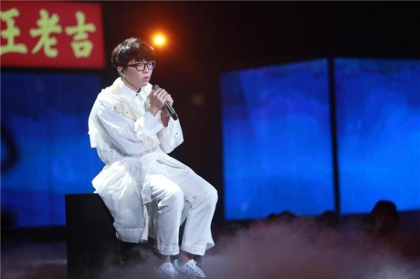《明日之子》毛不易再创扎心神曲《借》获薛之谦极高评价华晨