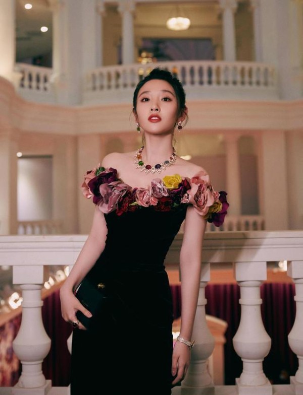 产后复出身材姣好，但唐艺昕出演的建宁公主，被网友吐槽太浮夸